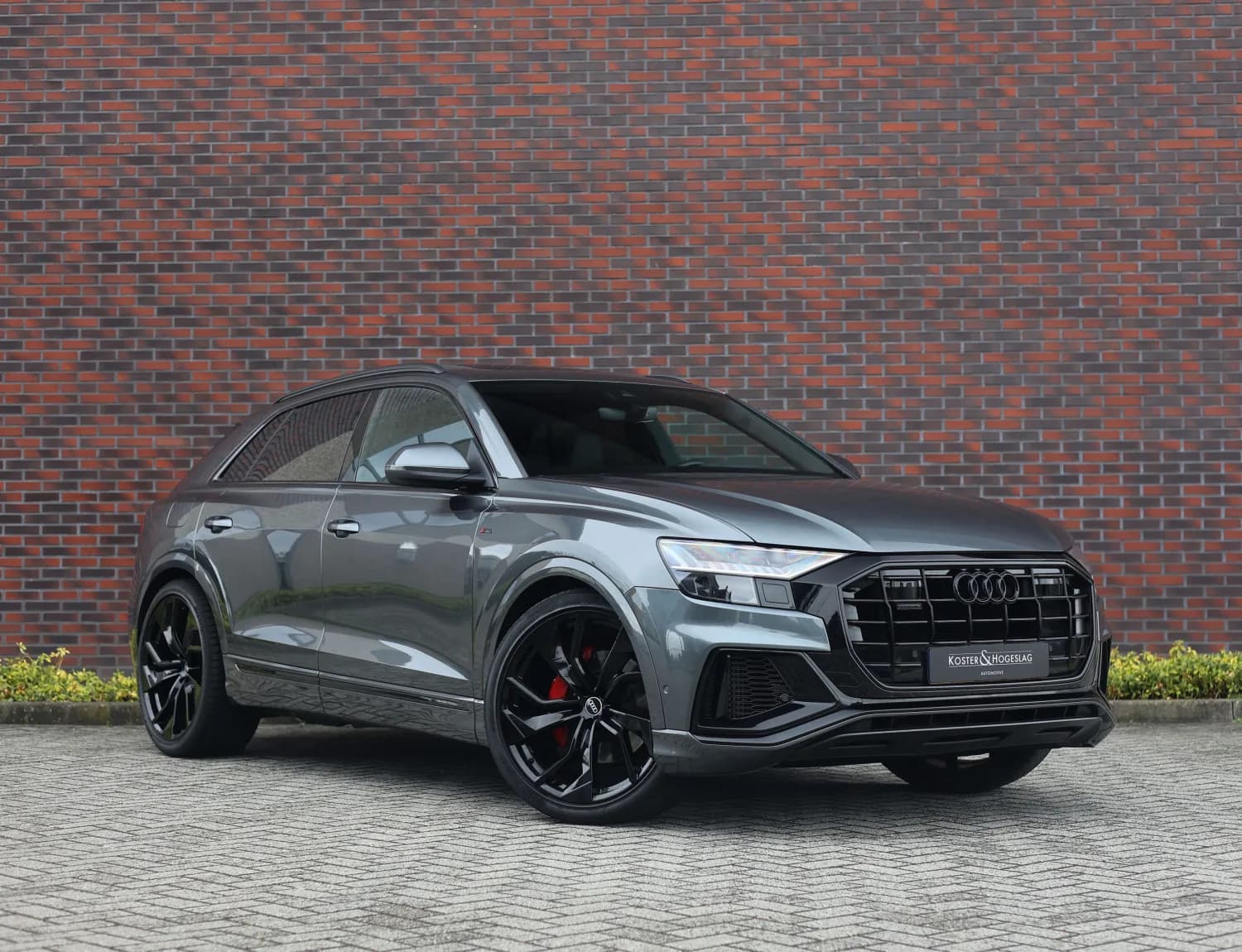 Audi Q8 55 TFSI quattro S line